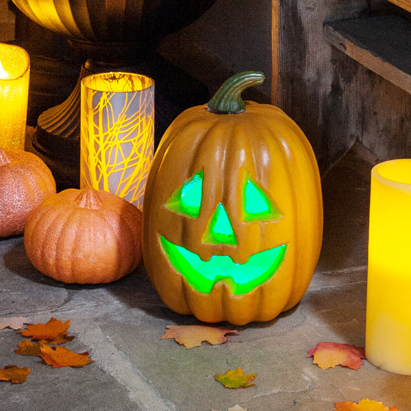 Halloweendeko Garten Stableuchten und LED Kürbis