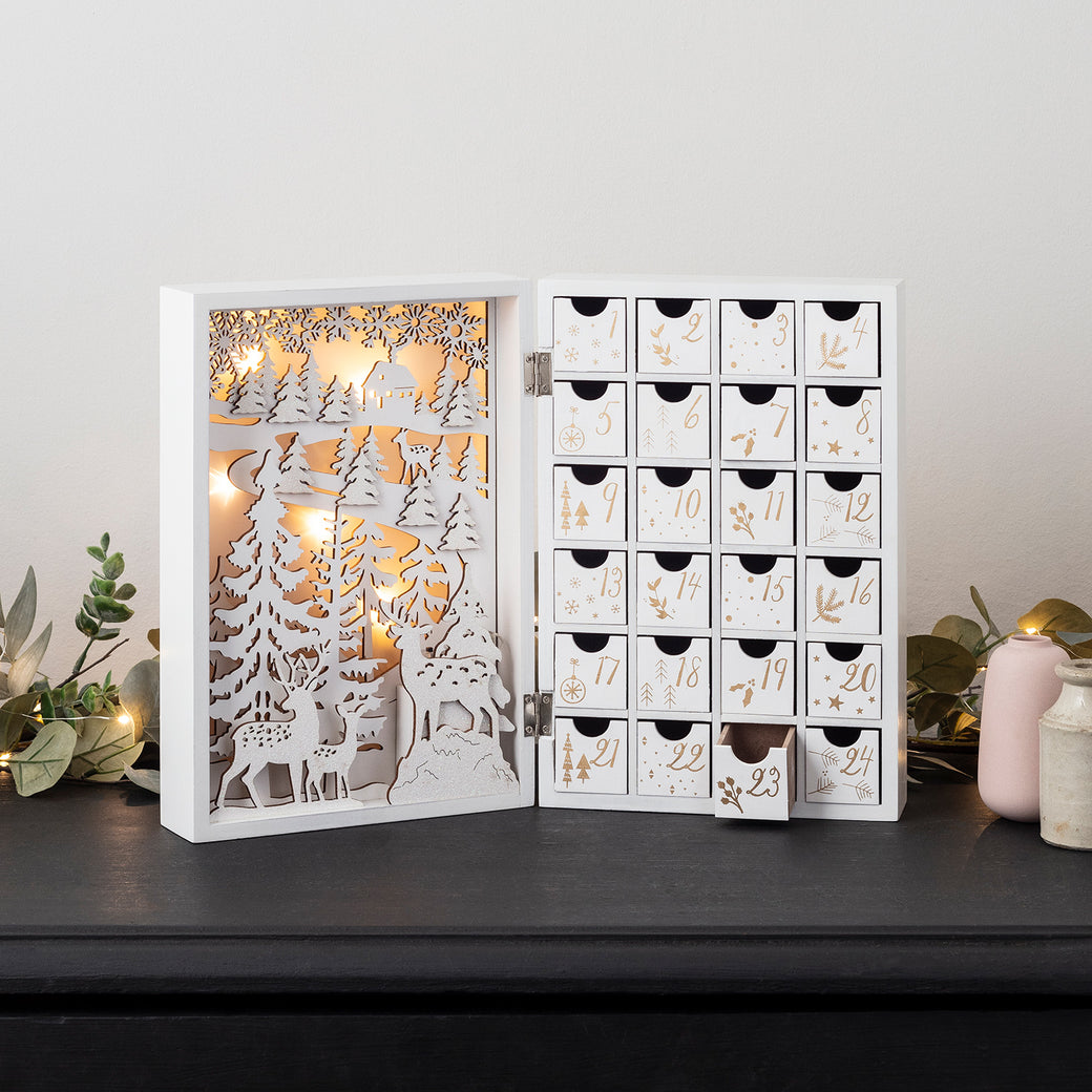 LED Adventskalender Winterlandschaft aus Holz